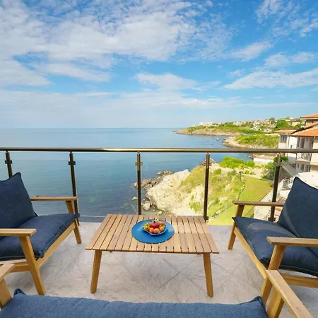 Dolphin Bay Boutique Complex Hotell *